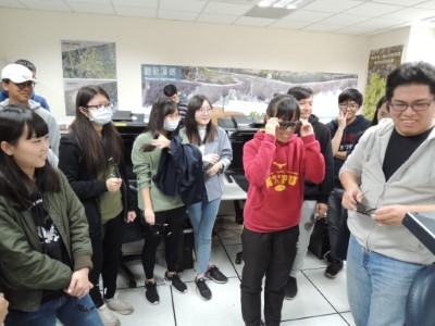 國立臺北大學不動產與城鄉環境學系學生體驗立體觀測